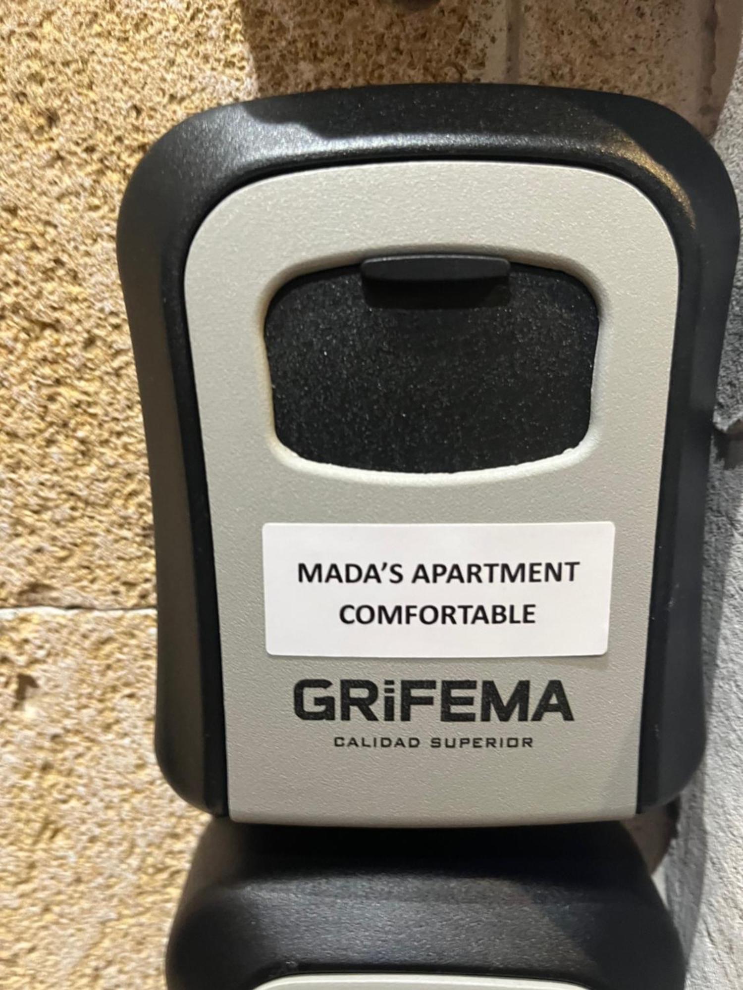 Mada'S Apartment Comfort Бари Экстерьер фото