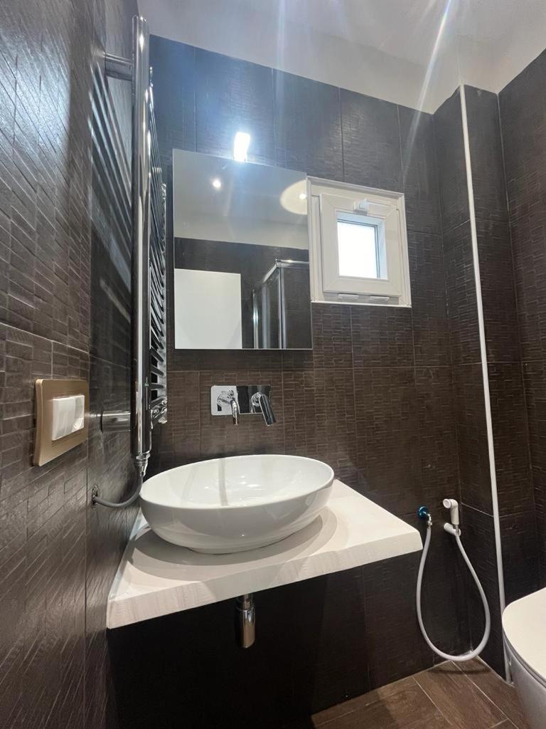 Mada'S Apartment Comfort Бари Экстерьер фото
